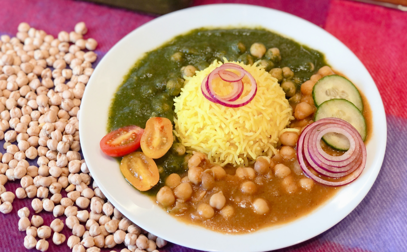 Choley Curry ( Garbanzo Bean or Chickpea Curry) – Two Ways : Tomato Based Curry & Spinach Based Curry
