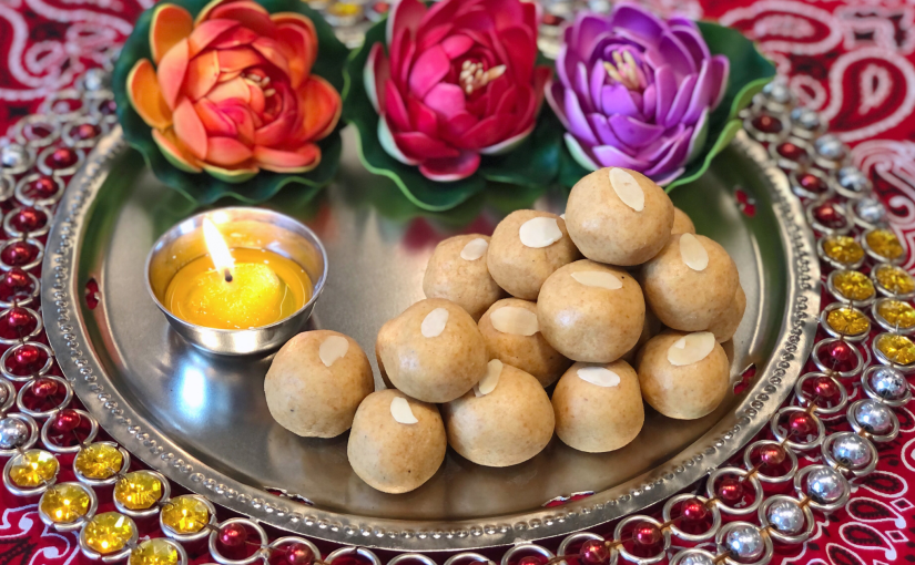 Happy Ganesh Chaturthi | Besan Ladoo | Recipe From My Nanu Ki Kitchen Se | बेसन के लड्डू